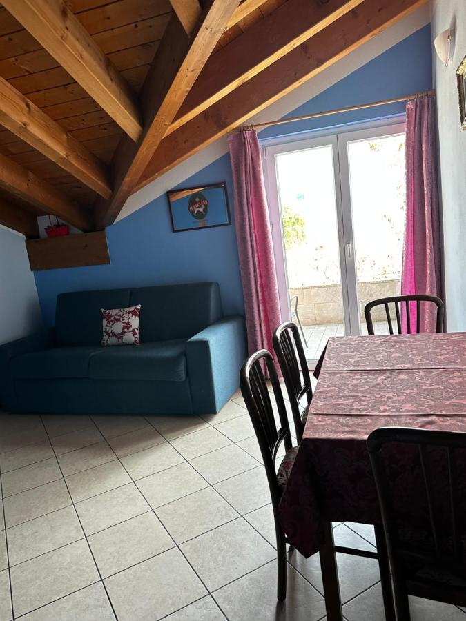 Residence Laguna Beach Pianello Del Lario Zewnętrze zdjęcie