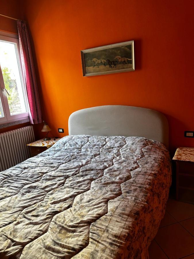 Residence Laguna Beach Pianello Del Lario Zewnętrze zdjęcie