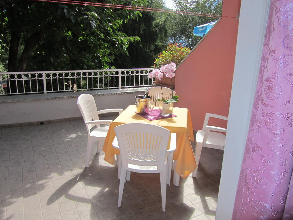 Residence Laguna Beach Pianello Del Lario Zewnętrze zdjęcie