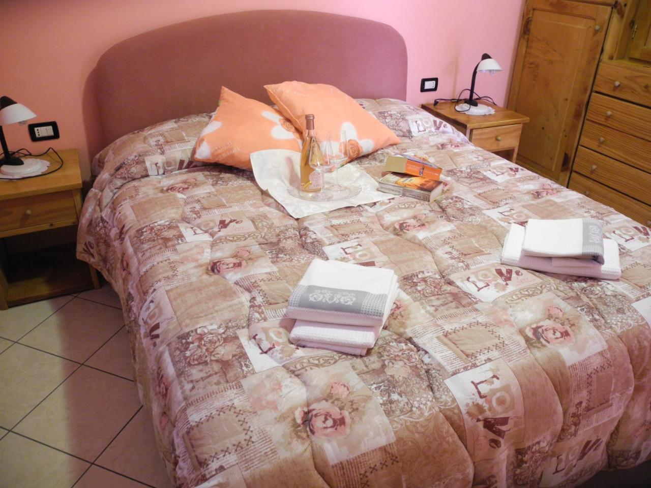 Residence Laguna Beach Pianello Del Lario Zewnętrze zdjęcie